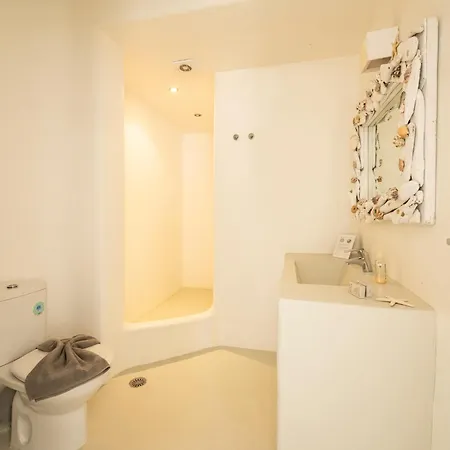 Manolia Luxury Private House By Mykonian Kazarte Casa de Férias